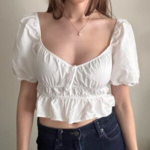 Puff Sleeve Blouse 🤍